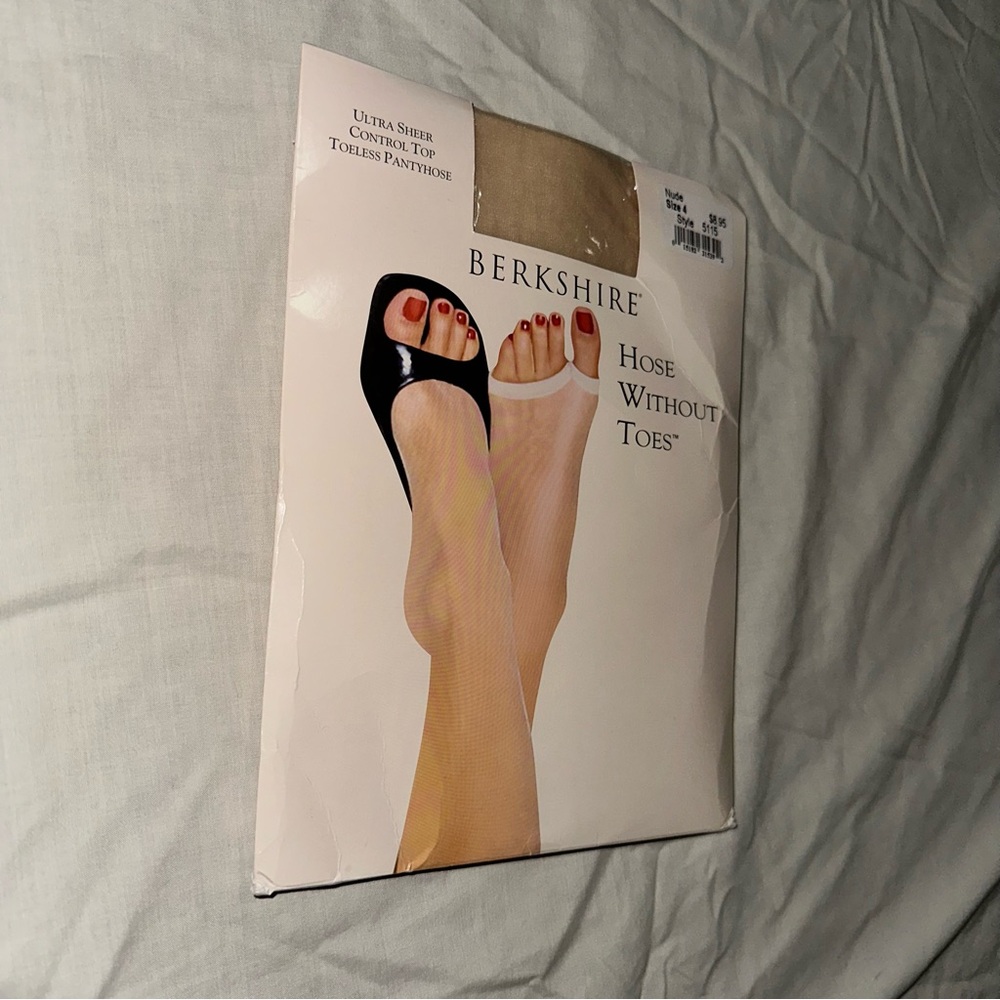 Vintage Berkshire Toeless Ultra Sheer Pantyhose - Nude - Picture 2 of 13